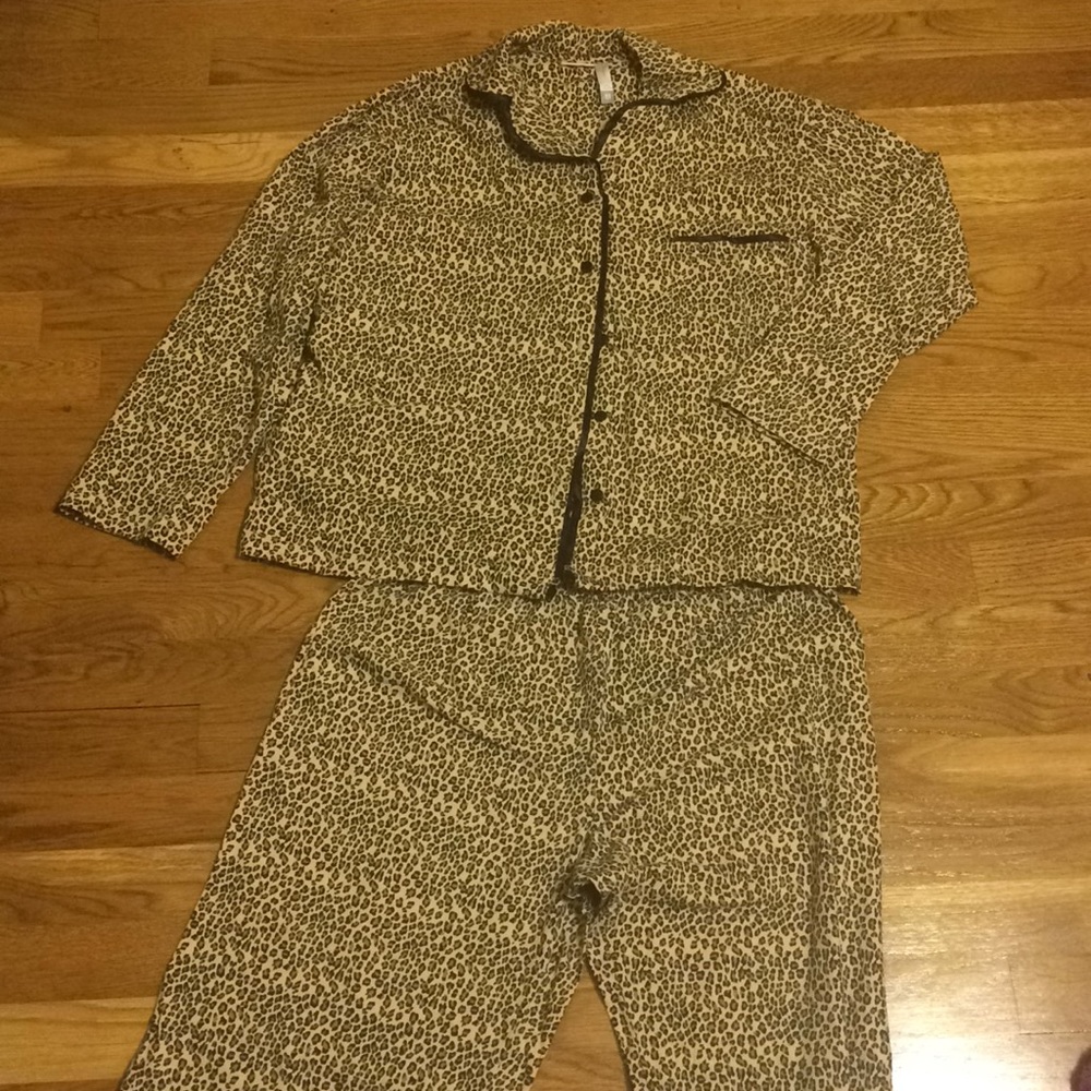 St. Eve animal print pajamas